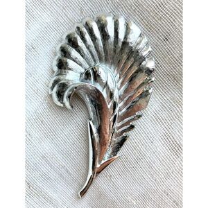 Vintage Silvertone Feather Plume Brooch Metal